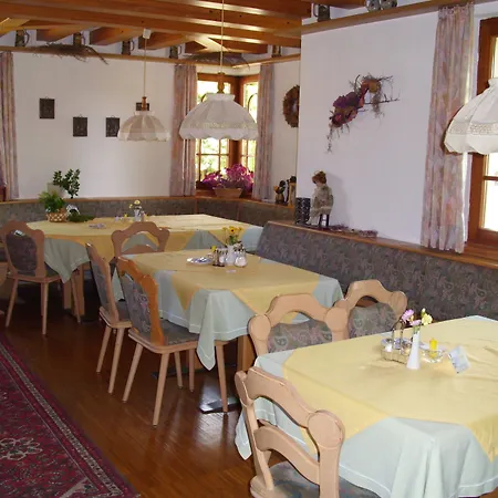 ゲストハウス ラントガストホフ ツア ポスト Heiligenborn